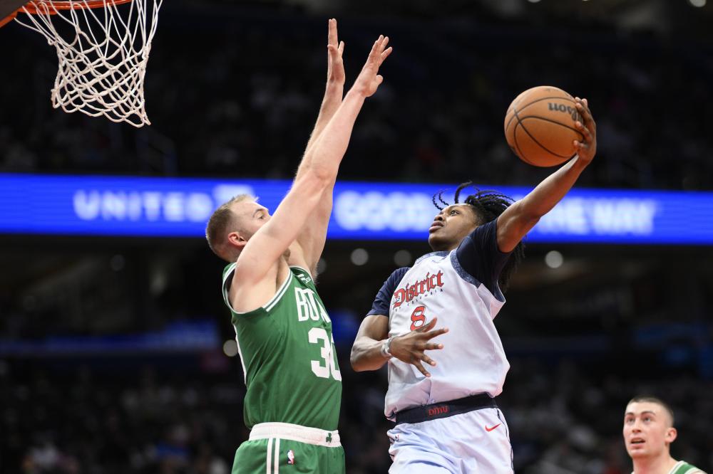 到她更接地 到她更接地